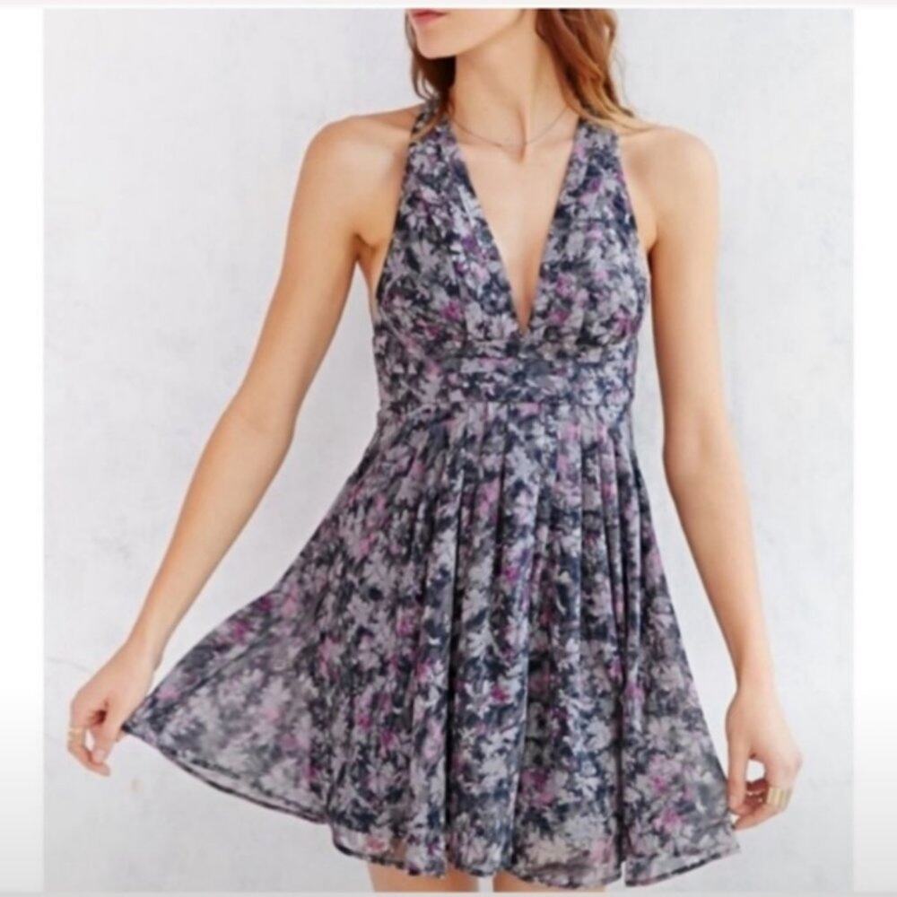 Kimchi Blue Floral Dandelion Halter Mini Grey Pink Dress Size 2